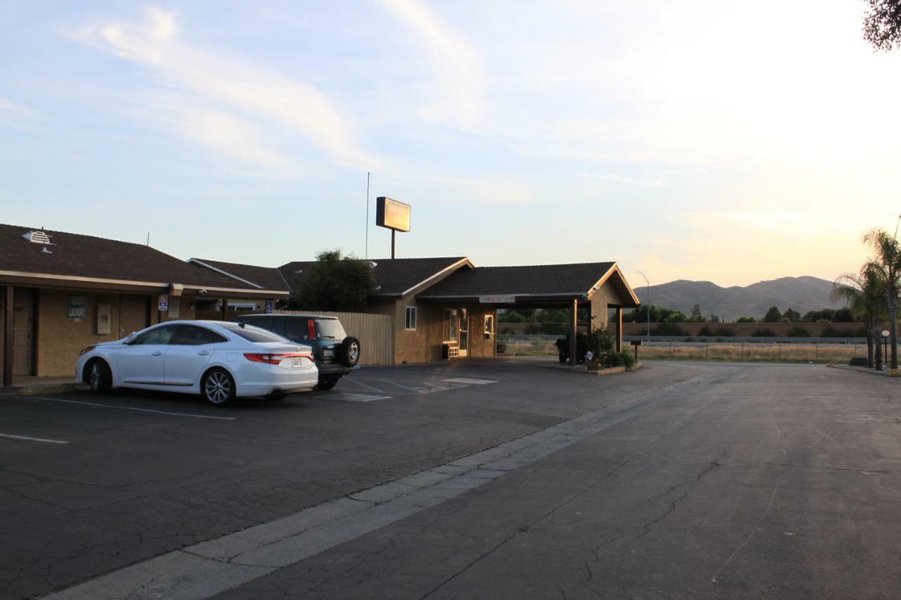 Menifee Inn Εξωτερικό φωτογραφία